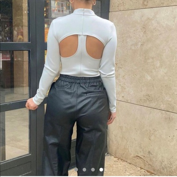 High collar long sleeve bodysuit with back cutout - Picture 2 of 6